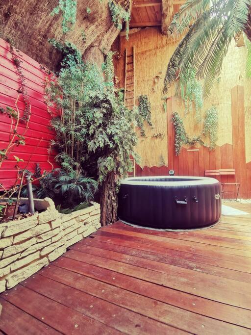Maison De Village, Jacuzzi, Salle Cinema Valencin 外观 照片